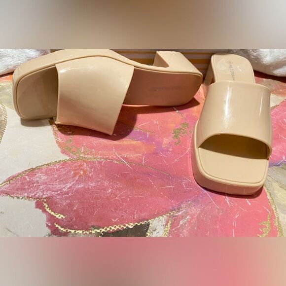 🛍️Women’s wild diva Karis jelly Block Heels Mull sandal size:8💥 - Picture 10 of 10